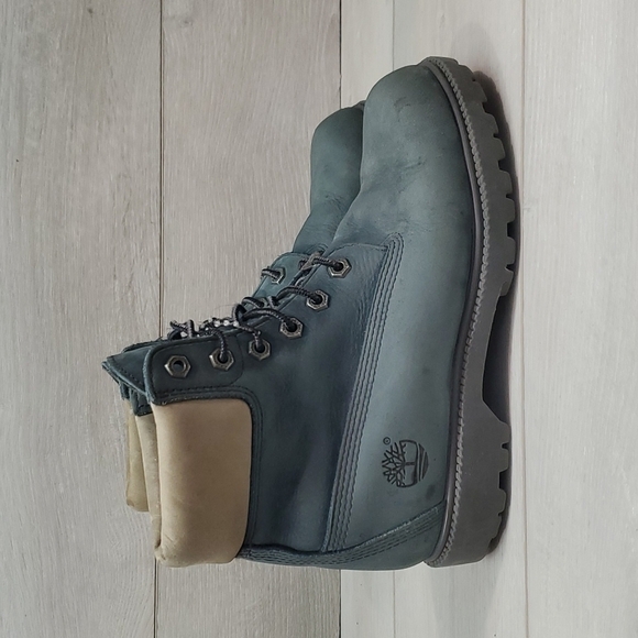 Timberland Womens Premium 6-inch 20377 Outdoor Leather Boots shoes sz 6.5 - Picture 2 of 14